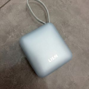 超级快充2000毫升充电宝自带线小巧大容量